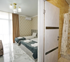 4-местный номер "Комфорт" с балконом в Grand Elif