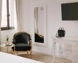 Двухместный номер Superior (двуспальная кровать) в Отель IH Hotels Venezia Salute Palace