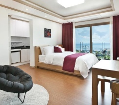 Двухместный номер Standard Цокольный этаж 2 отдельные кровати в Familia Hotel Jeju