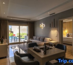 Люкс Posh Club Royal в Sunrise Crystal Bay Resort