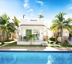 Вилла Deluxe с 2 комнатами с видом на бассейн в Отель The Oriental Beach Pearl