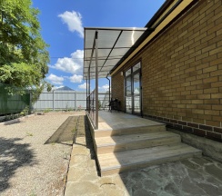 Апартаменты улучшенные с кухней и балконом в Между гор