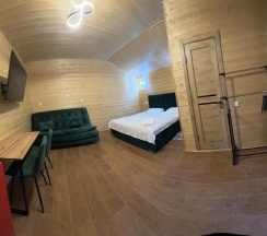 4-местный номер люкс с 1 двуспальной кроватью в Экосфера