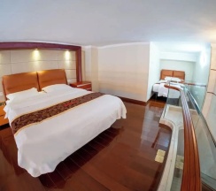 Двухместный люкс Deluxe с 2 комнатами (двуспальная кровать) в Louidon Mega Duplex Apartment - Beijing Rd