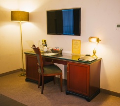Номер полулюкс в Royal plaza