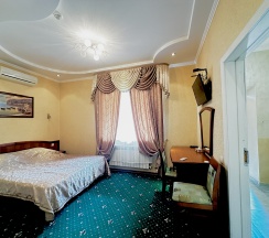 Улучшенный номер в Партия