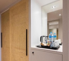 Трёхместный номер Premium в Desert Rose Resort