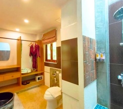 Вилла с красивым видом из окна в Vartika Resovilla KuiBuri Beach Resort and Villas