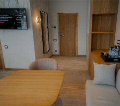 DELUXE в Горицы Hotel&Resort