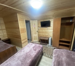 Четырёхместный коттедж с красивым видом из окна в Эверест