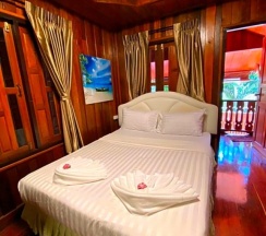 Бунгало Deluxe с видом на море в Ruan Mai Naiyang Beach Resort