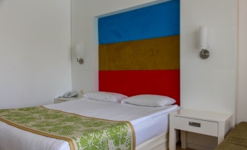Двухместный номер Standard с балконом 2 отдельные кровати в Serra Park Hotel