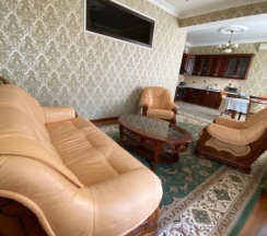 Семейный номер с видом на горы в Apart Ru Hotel