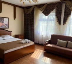 Четырёхместный номер Superior в Кавказские легенды