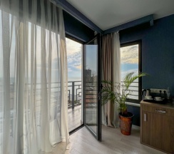 Двухместный номер Standard с балконом и с красивым видом из окна 2 отдельные кровати в Sokol