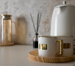 Четырехместный стандартный номер с мини-диваном в Хан