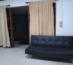 Коттедж с 2 комнатами в Monkey Samui Hostel