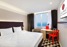 SMART Супериор с одной кроватью с видом на море в Azimut сити отель Владивосток
