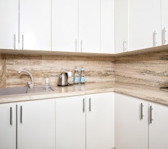 Номер Terrace Suite, с видом на море, с террасой, гостиной  - с двуспальной кроватью в Swissotel Resort Сочи Камелия