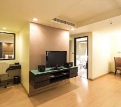Двухместный номер Grand Deluxe двуспальная кровать в Aspen Suites Hotel Sukhumvit 2 Bangkok