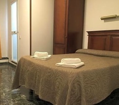 Двухместный номер Standard двуспальная кровать в Hostal Conchita Legazpi