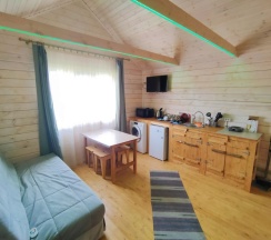 Коттедж c 1 комнатой в За спичками