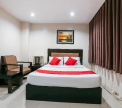 Двухместный семейный номер Standard с видом на город в Paragon Tower Hotel