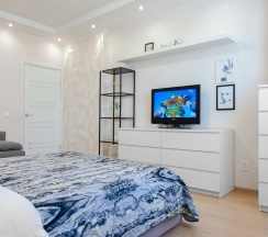 Апартаменты улучшенные Фрунзе,49 16 этаж в AntoninaApartments (АнтонинаАпартментс) на улице Крылова