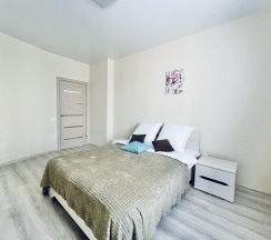 3-комнатные апартаменты улучшенные Маршала Баграмяна 1 в Vegas apartments (Вегас апартментс) на улице Маршала Баграмяна, 1