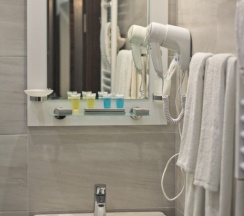 Семейный номер Standard с балконом и с видом на море в Отель Sky Inn Batumi