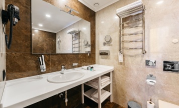 DELUXE (Люкс) в Pellegreen Hotel