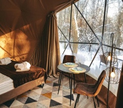 Геокупол Северное сияние в Вазуза Лав