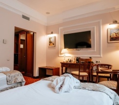 Улучшенный двухместный номер с 2 отдельными кроватями в Ring Premier Hotel