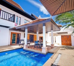 Вилла с 4 комнатами в Tropicana Pool Villa