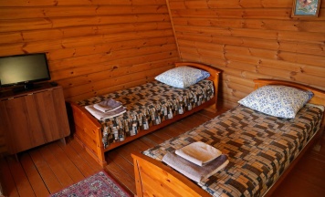 Кровать в 5-местном общем номере в Набаймар