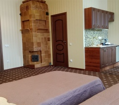 Апартаменты с просторной спальней, обеденной зоной и балконом в My Favourite Garden Hotel