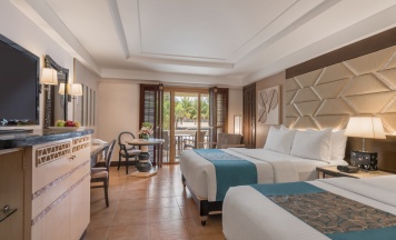 Номер Premier в Henann Regency Resort & Spa
