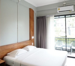 Двухместный номер Standard с балконом двуспальная кровать в Basaya Beach Hotel & Resort