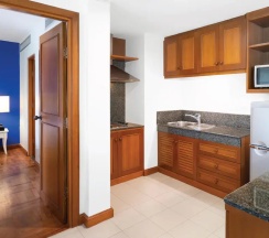 Люкс Premier с 2 комнатами с видом на поле для гольфа в Отель Homm Suites Laguna