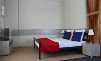 Комфорт однокомнатный с двуспальной кроватью (без питания ) в Енисей