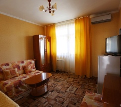 Четырёхместный номер Standard с балконом в Удача