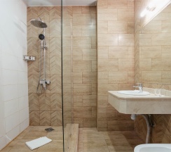 Супериор с балконом вид на морскую сторону в Кавказ