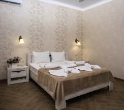 Двухместный номер Делюкс с балконом и с красивым видом из окна двуспальная кровать в Blacksea