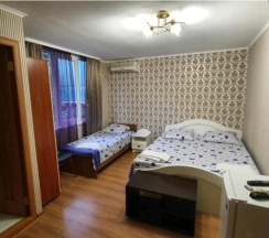 Трёхместный номер Standard в River
