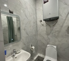 Двухместный люкс с балконом и с видом на горы двуспальная кровать в Maximus