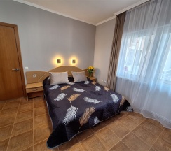 «ЗАКАТ» 12 СТАНДАРТНЫЙ ЧЕТЫРЕХМЕСТНЫЙ НОМЕР С ДВУСПАЛЬНОЙ КРОВАТЬЮ, ДВУСПАЛЬНЫЙ ДИВАН в Цитрус