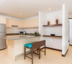 Люкс с 2 комнатами с балконом в Dewa Phuket Resort & Villas