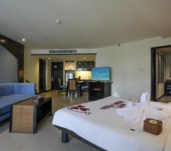 Одноместный полулюкс в Woraburi Phuket Resort & Spa