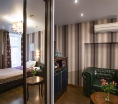 Одноместный улучшенный в Martin Hotel