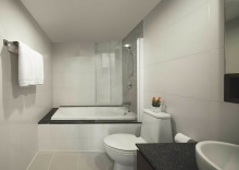 Четырёхместный номер Standard в Silom Lofts Hotel